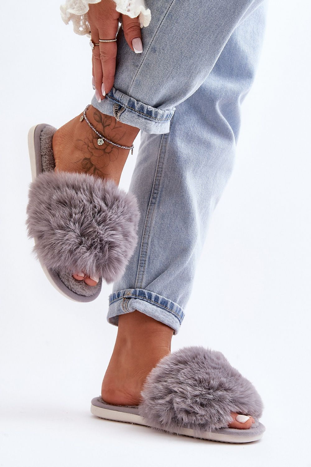BRITTANY FAUX FUR GREY COZY HOUSE SLIPPERS